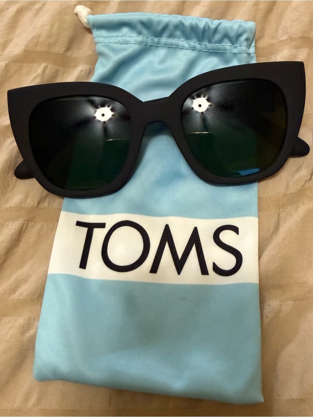TOMS Women's Sydney Black Cat Eye Sunglasses